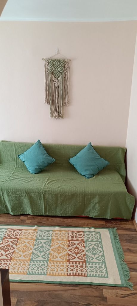 Apartament 2 camere ,et 2 în spate la Mall - Poză 1