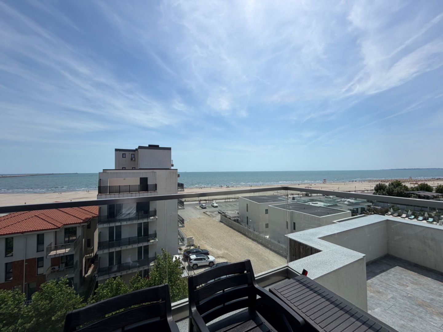 Penthouse Mamaia + 2 terase + curte 3 locuri de parcare - Poză 1