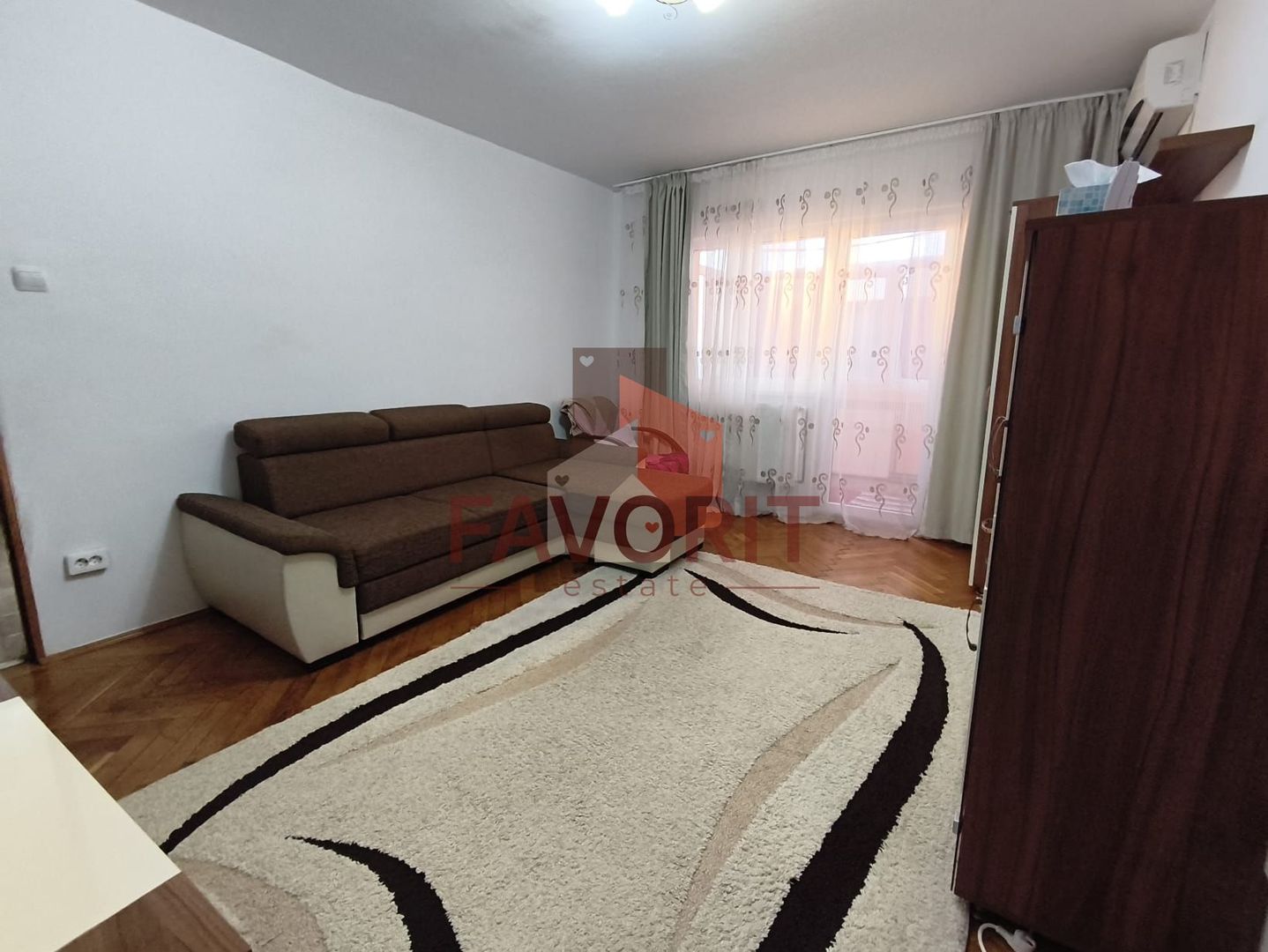 2 camere | centrala proprie | mobilat si utilat | zona excelenta | - Poză 1
