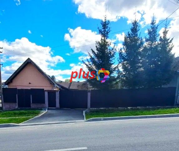 Casa individuala Sacele, 75 mp + garaj + 615 mp curte - Poză 2