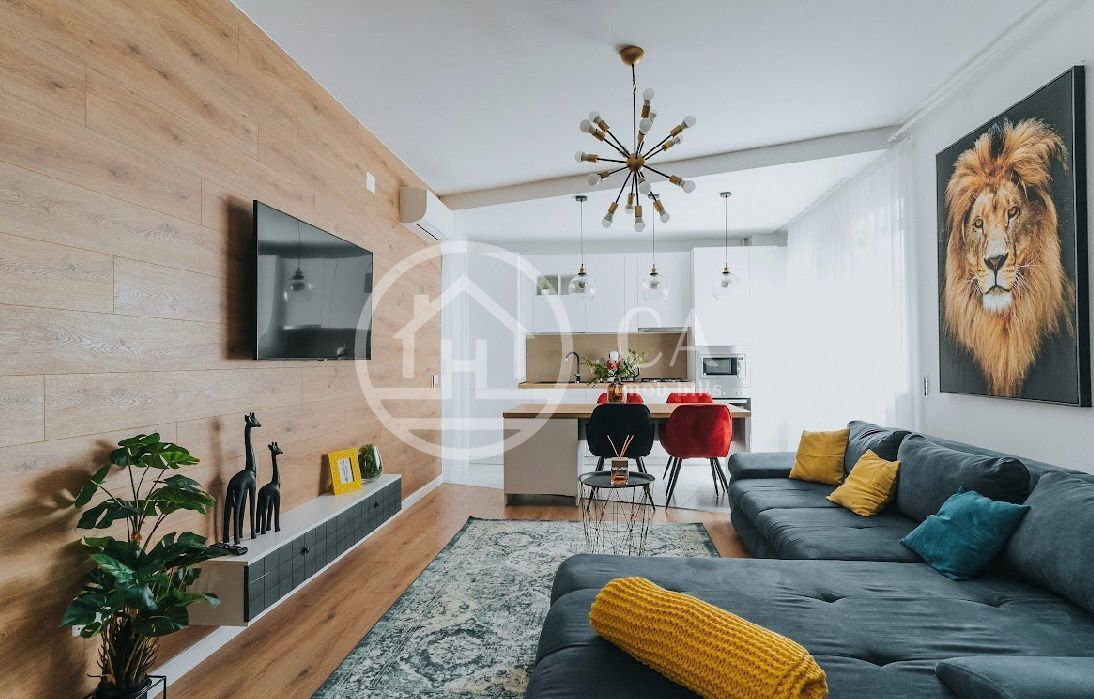 Apartament de vânzare cu 3 camere Ultracentral EAS, Oradea - Poză 1