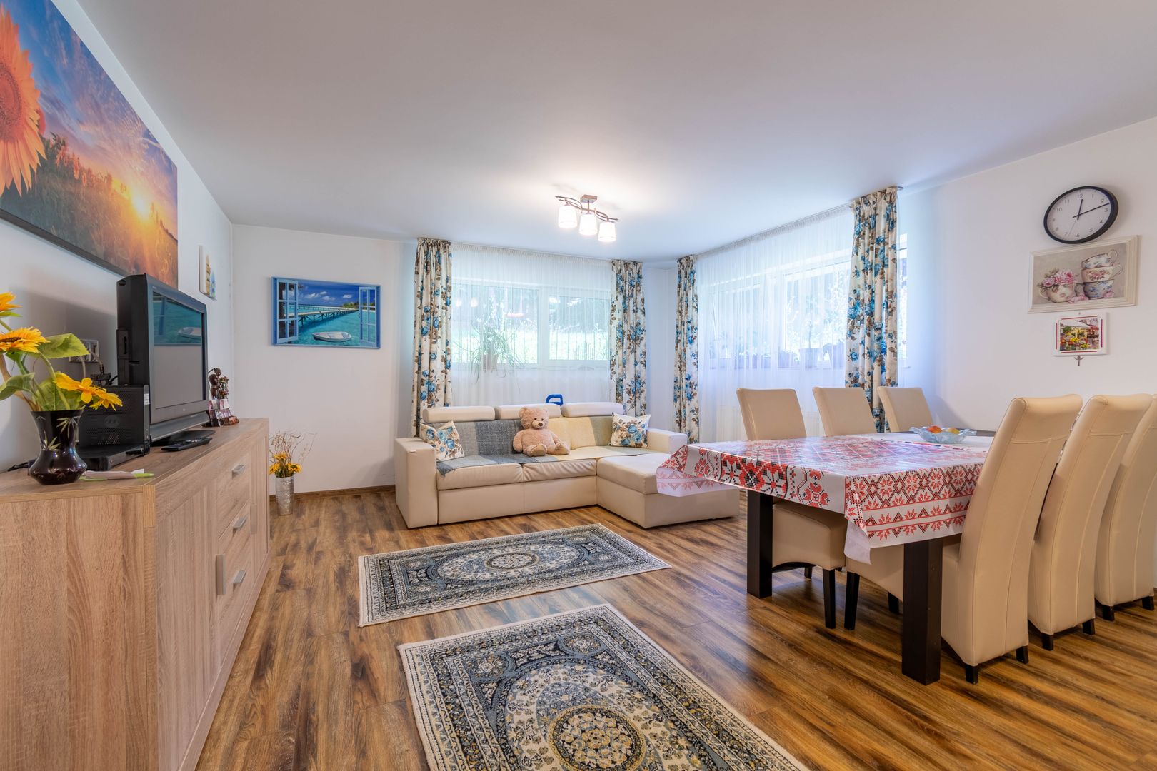 Apartament 2 camere de vanzare – Demisol - zona Campului - Poză 1