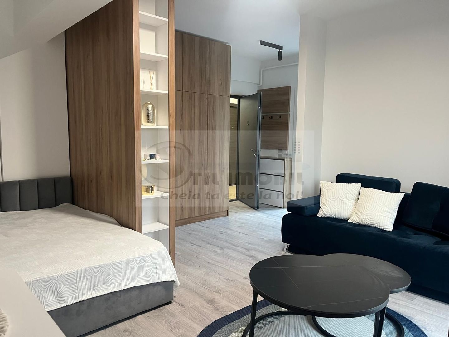 Apartament 1 camera decomandat POITIERS - 499 EURO - Poză 3
