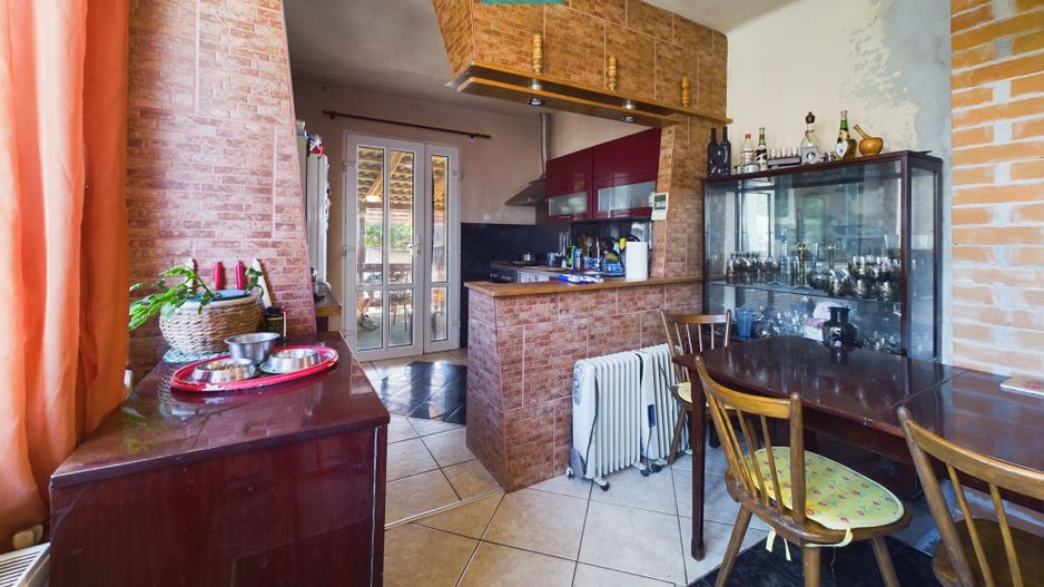 Casă individuală pe un nivel cu 5 camere, Lipova - Poză 13