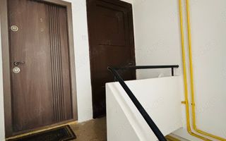 Vanzare apartament 3 camere - Poză 1