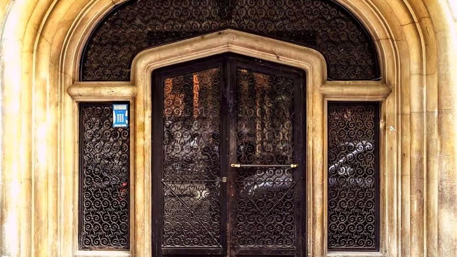 Studio superb (Garsonieră) Cismigiu, Blocul Florentin, centrală, balcon. - Poză 12