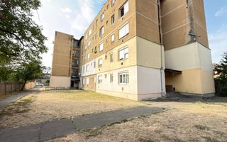 Apartament 2 camere decomandat Parter - Str. Ignișului 12 - Carei - Poză 10