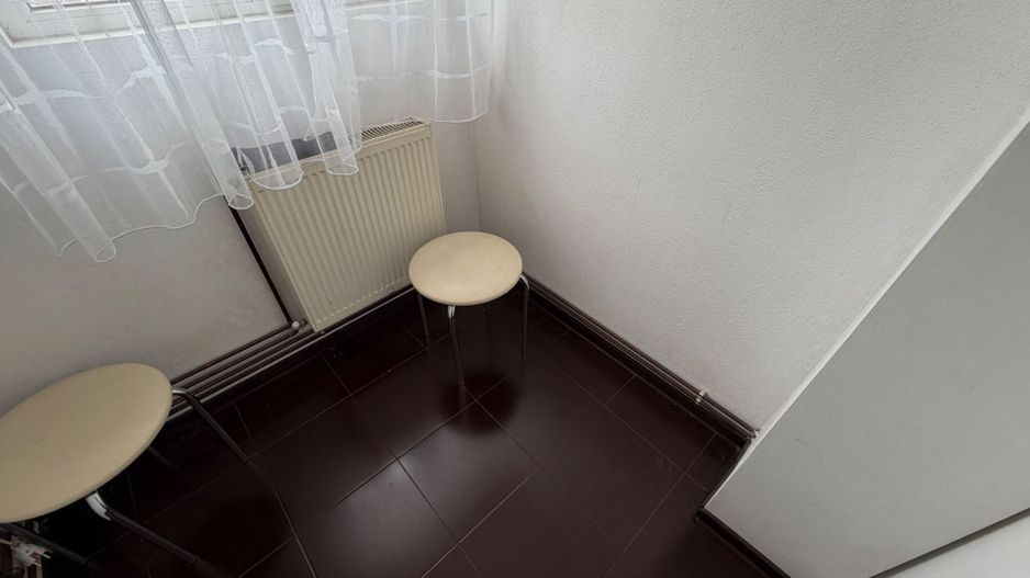 Apartament 1 camera, decomandat - Cugir - Poză 8