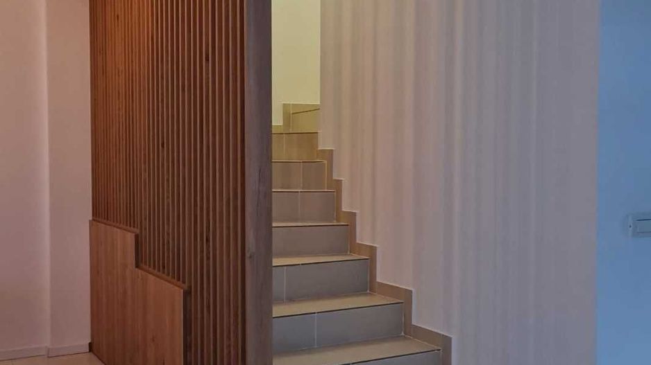 Casa moderna 4 camere | Tunari | Piscina | Spatii luminoase - Poză 5