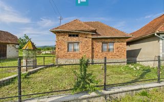 Casă cu teren de 4707 mp în Hălmăgel, județul Arad - Poză 29