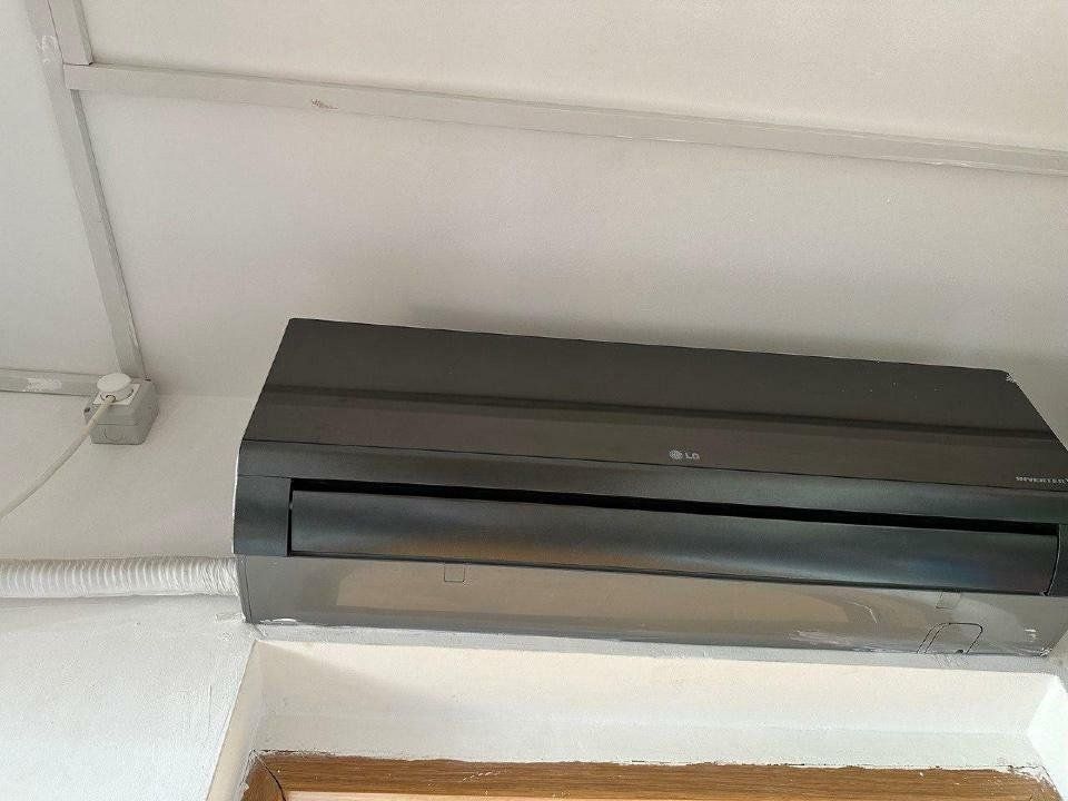 Apt 3cam renovat  69mp, dotat cu  CT, AC , an 1985  etaj 7/8, mobilat - Poză 2