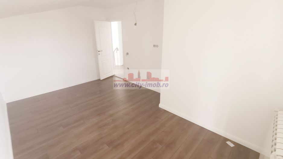 Vanzare Casa Otopeni   D + P + M - Poză 32