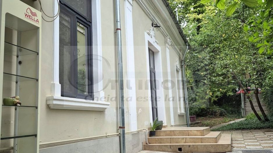 Casa zona centrala - 1200 euro - Poză 9