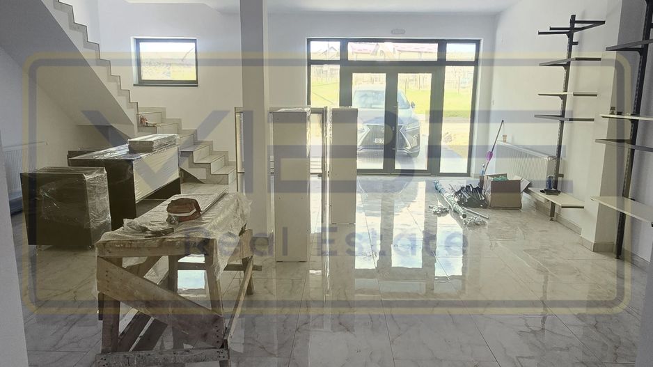 Spatiu 240mp Showroom / Magazin Industrial / Piese etc - Poză 10
