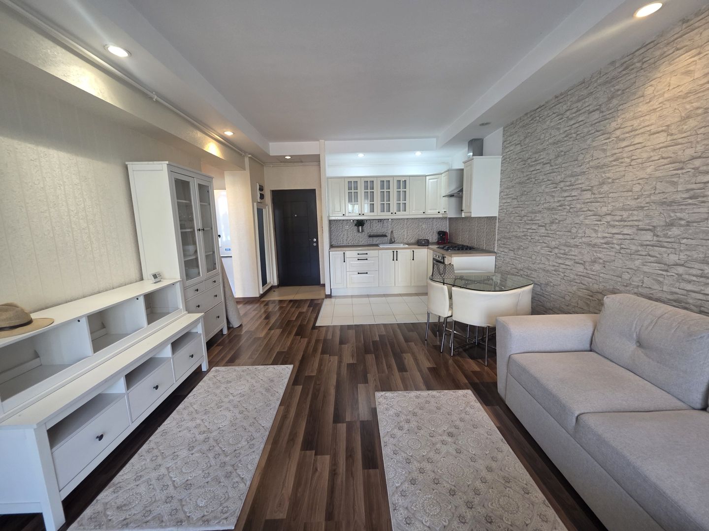 2 camere | Cosmopolis Faza 2 | etaj 1 | parcare inclusă - Poză 2