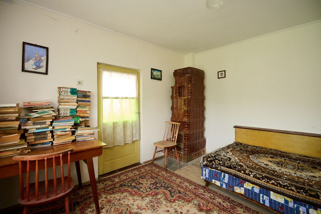 Casa cu teren generos - 4696 mp Apa Sarata - Campulung !! - Poză 29