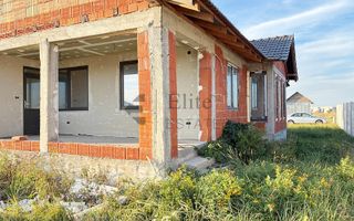 Casa cu 4 camere de vanzare in Cihei - Poză 15