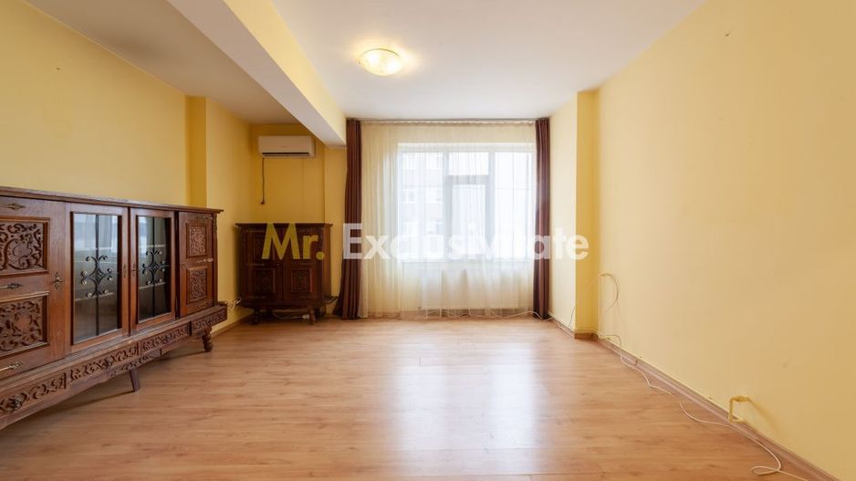 Dedeman-Big  3 camere parter inalt- bloc 2008 & parcare curte privata - Poză 10