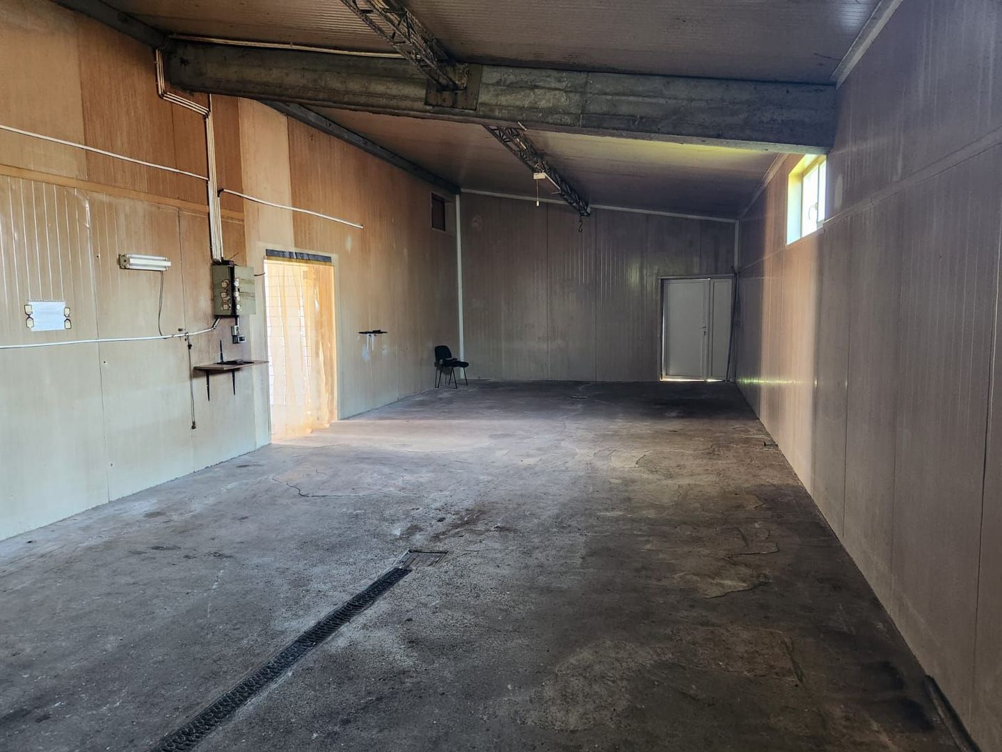 Spatiu pentru productie/servicii si depozitare - Poză 3