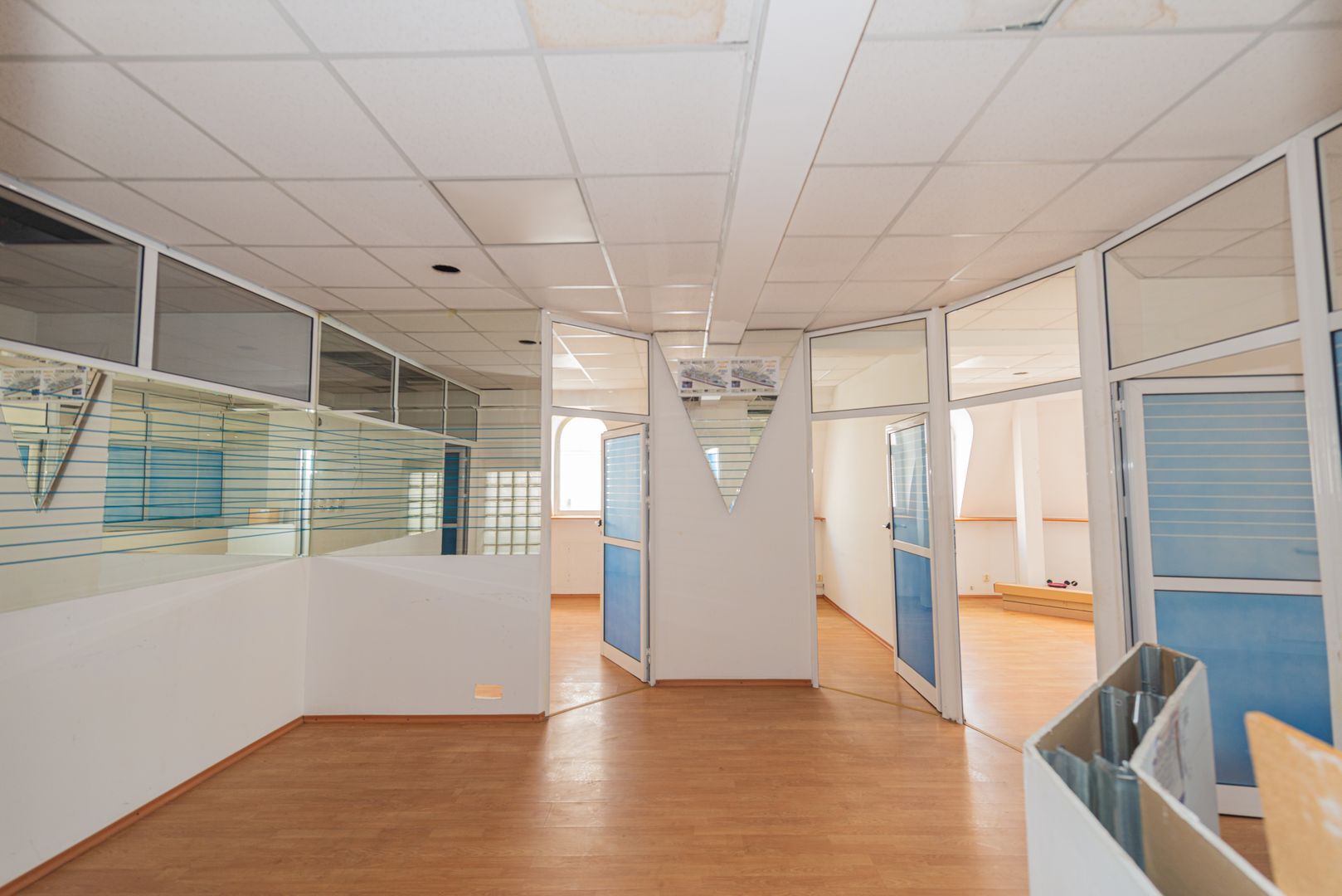 Spațiu de inchiriat, pretabil birou, sali de dans/yoga, studio, 130mp - Poză 21