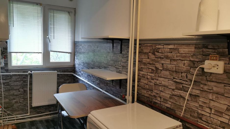 GARSONIERA GORJULUI, BUCATARIE INCHISA, CENTRALA, METROU 5 MINUTE - Poză 4