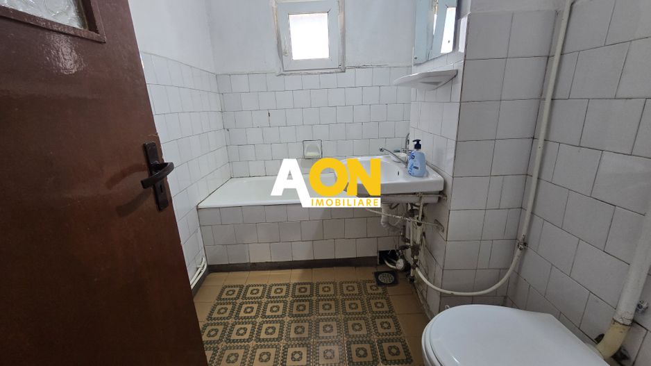 Apartament 3 Camere, 2 Bai, 2 Balcoane Zona Cetate - Poză 6