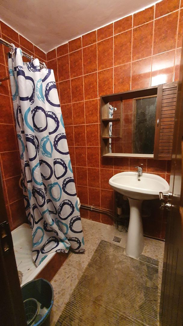 Comision zero.Racadau zona pietonal, 3 camere, 2 bai, parter inalt. - Poză 7