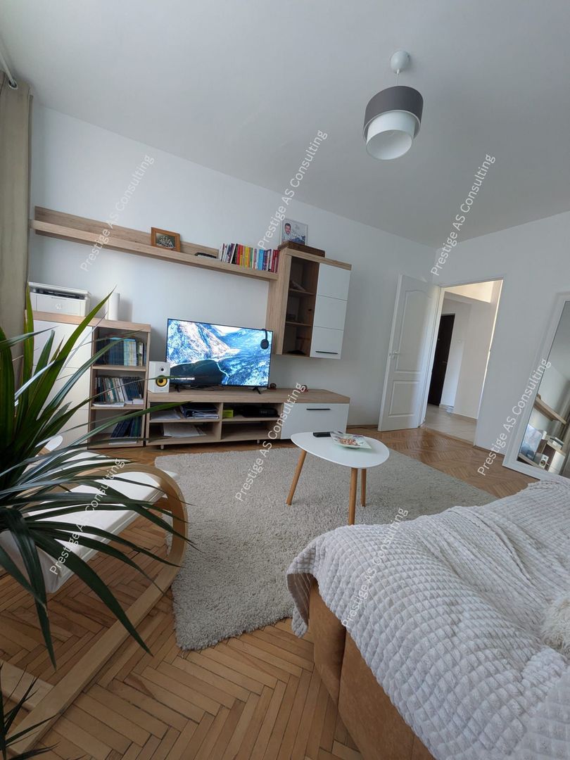 Apartament 2 camere decomandat 45 mp | Complex Studentesc etaj 1 - Poză 1
