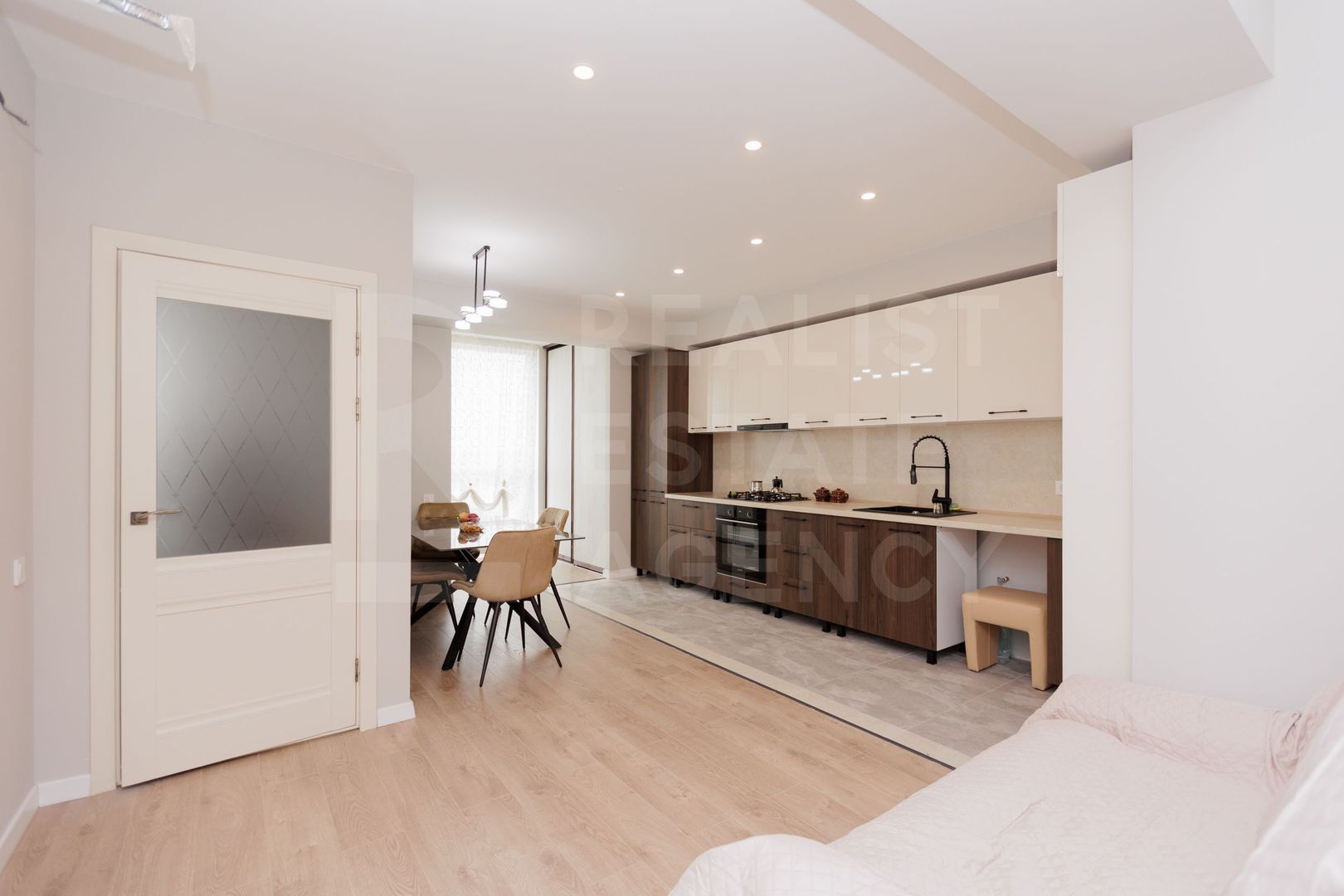 Chirie, apartament, 2 camere, str. Ialoveni, Telecentru - Poză 4