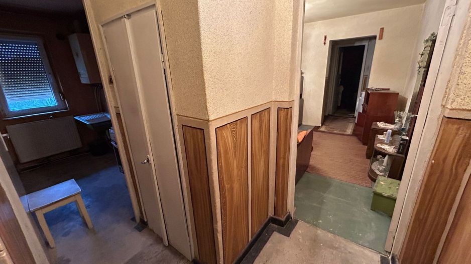 Apartament 3 camere, 47mp  - Cugir - Poză 11