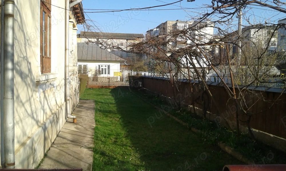 Vand casa in zona centrala  Falticeni - Poză 2