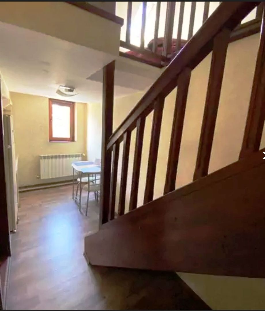 Pensiune cu 18 camere in centrul Brasovului - Poză 6