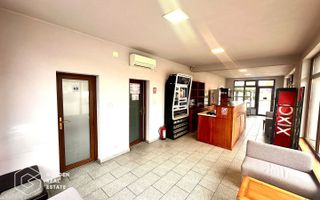 Spatiu comercial, 3 camere,locatie excelenta, 5 locuri parcare,str Andrei Saguna - Poză 1