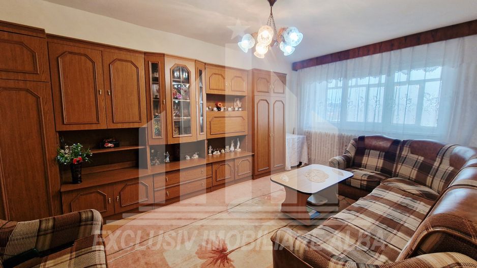 Apartament cu 2 camere decomandate zona Mall - Poză 3