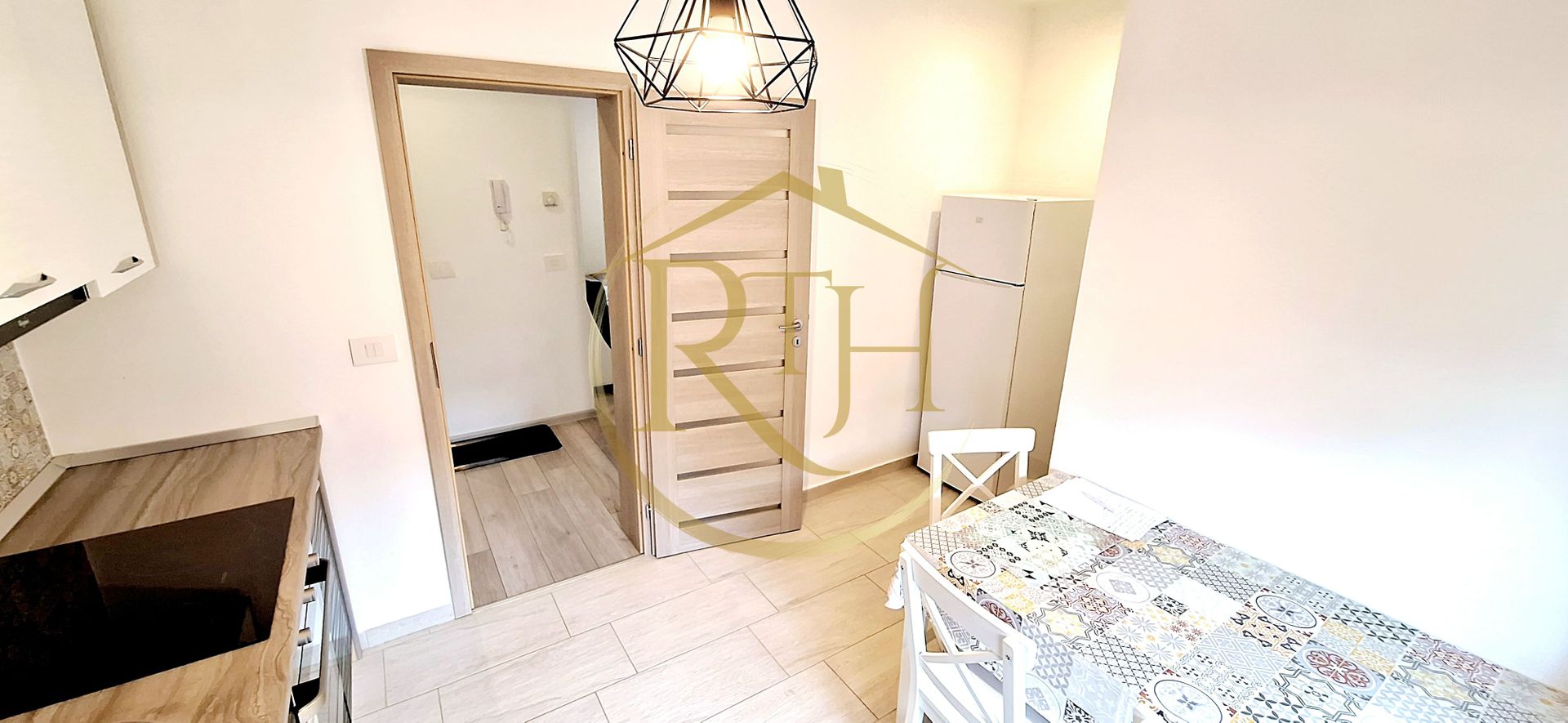 Oferim spre inchiriere apartament spatios, 3 camere, Bloc Nou, Braytim - Poză 14