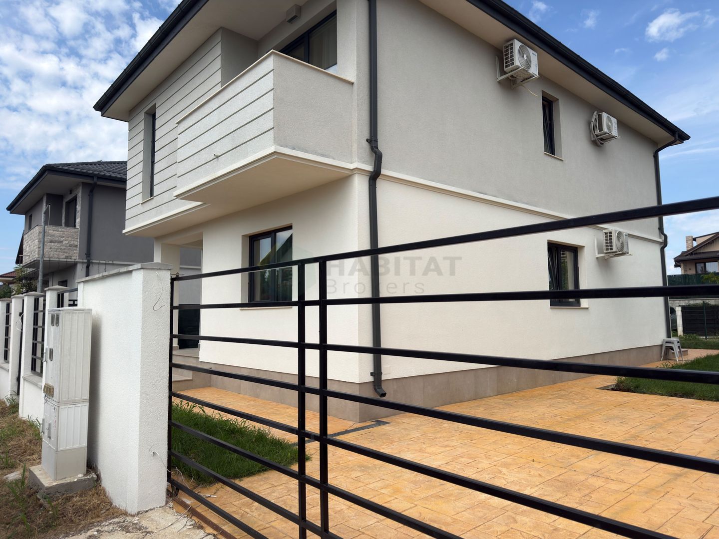 Vilă modernă cu 5 camere de închiriat în Corbeanca - Poză 25