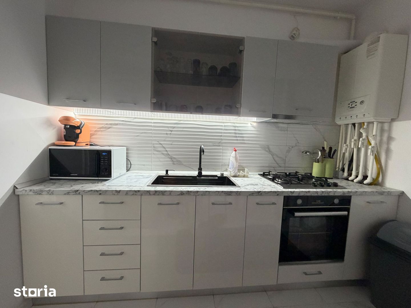 Vanzare Apartament 2 camere mobilat si utilat 55 mp, parter, centrală - Poză 11