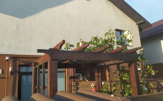 casa Comuna Berceni - Poză 2