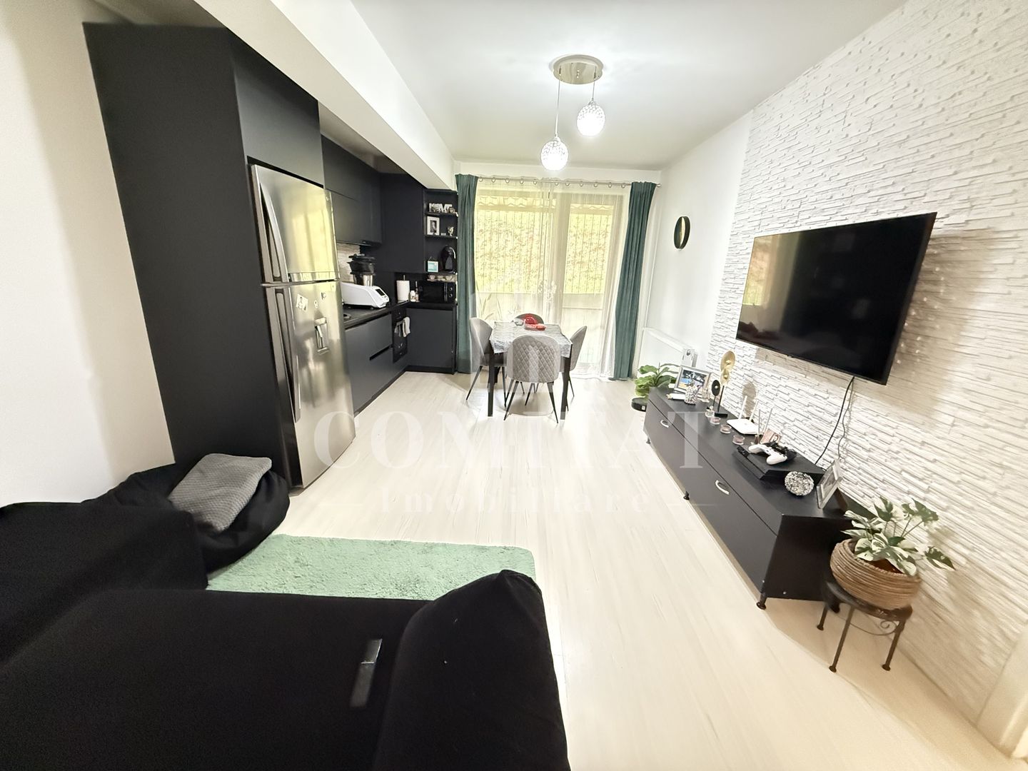 Apartament superb cu 2 camere | Loc de parcare | Zona Petrom - Baciu - Poză 2