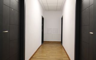 Zona Lunei, o camera, prima inchiriere - Poză 8