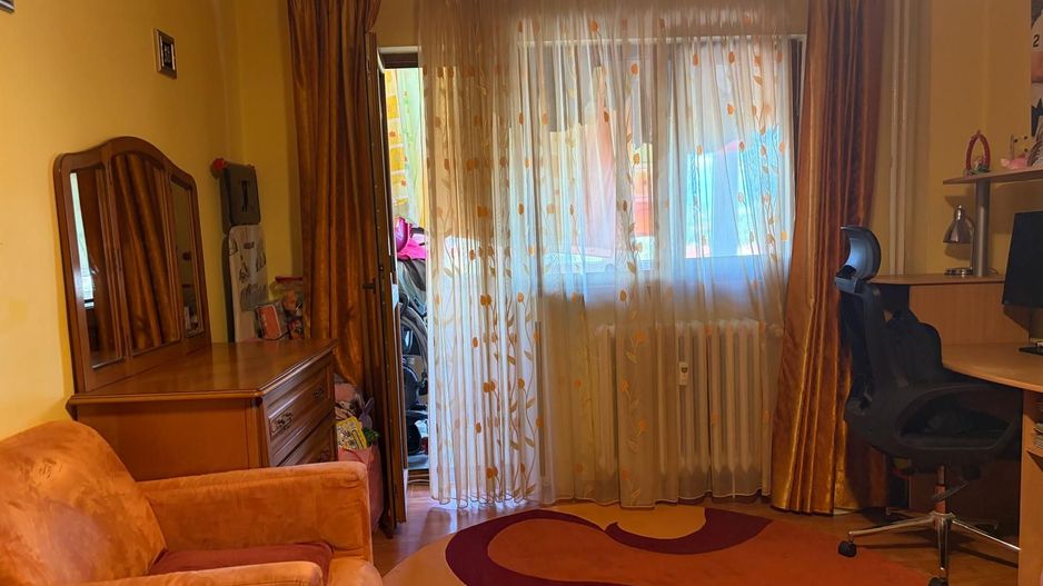 Apartament cu doua camere decomandat, Turda - Poză 2
