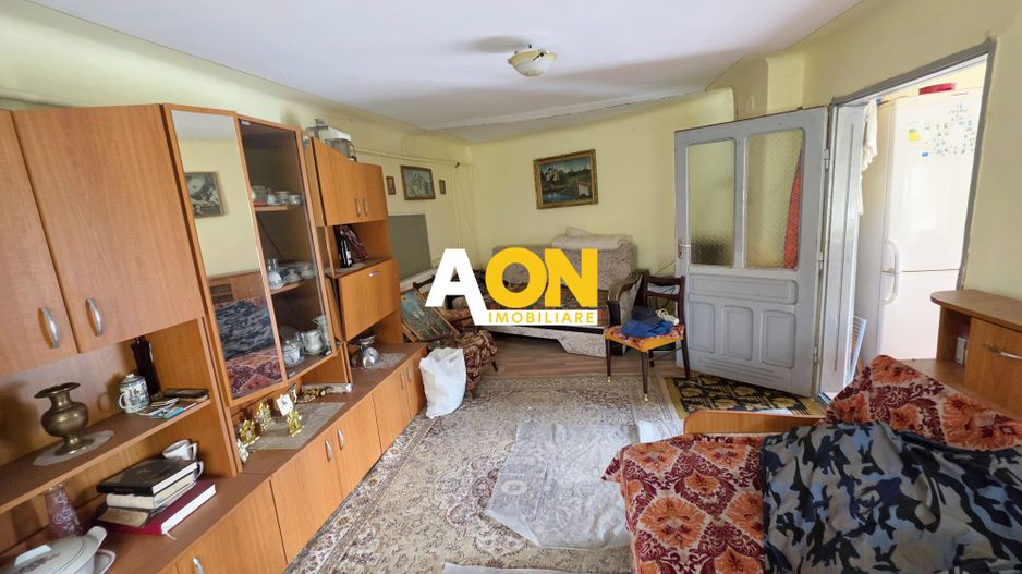 Casă veche cu 3 camere, 259 mp teren, la asfalt, zona Prefectura - Poză 4