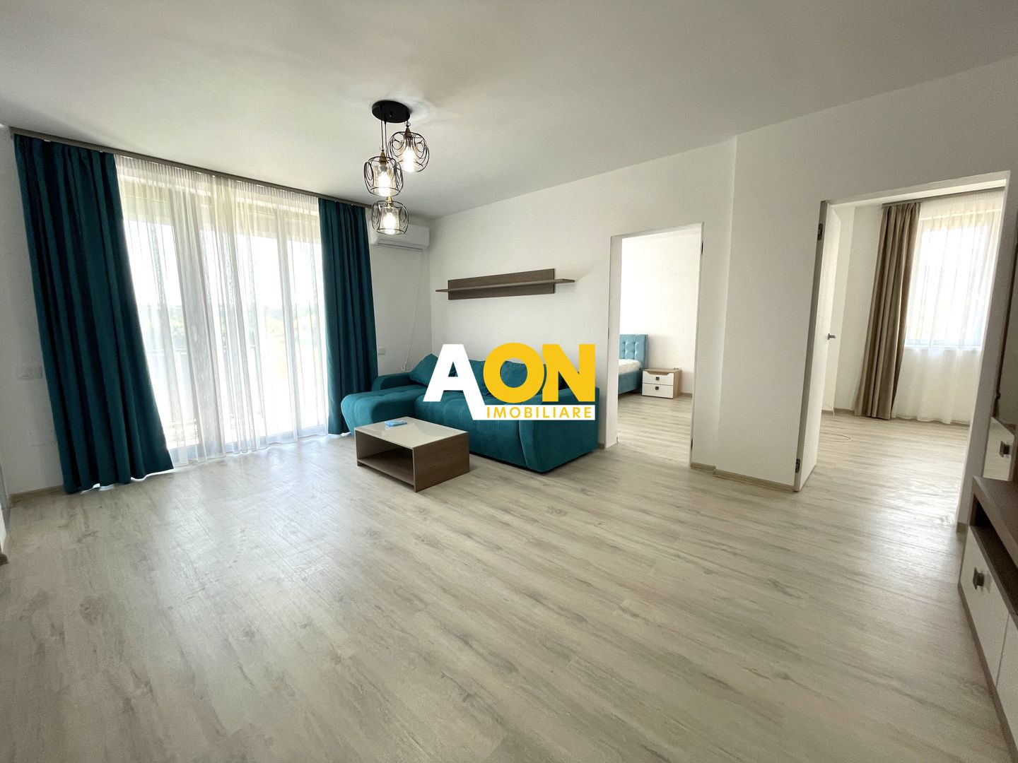 Apartament cu 3 camere, Terasă, Loc de parcare, Zona Bazinului Olimpic - Poză 1