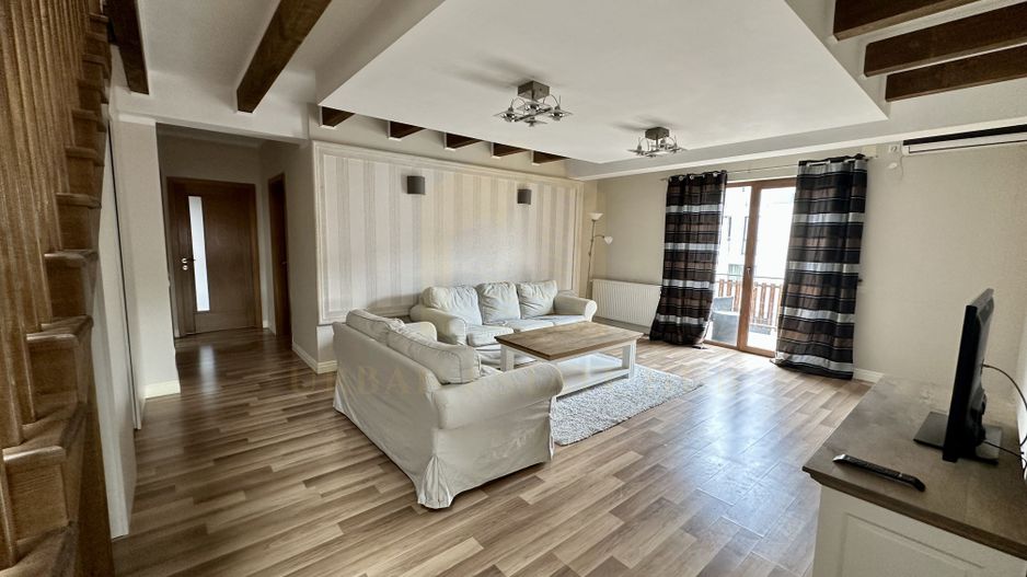 Vanzare apartament 4 camere, zona Grand Hotel Italia - Poză 1