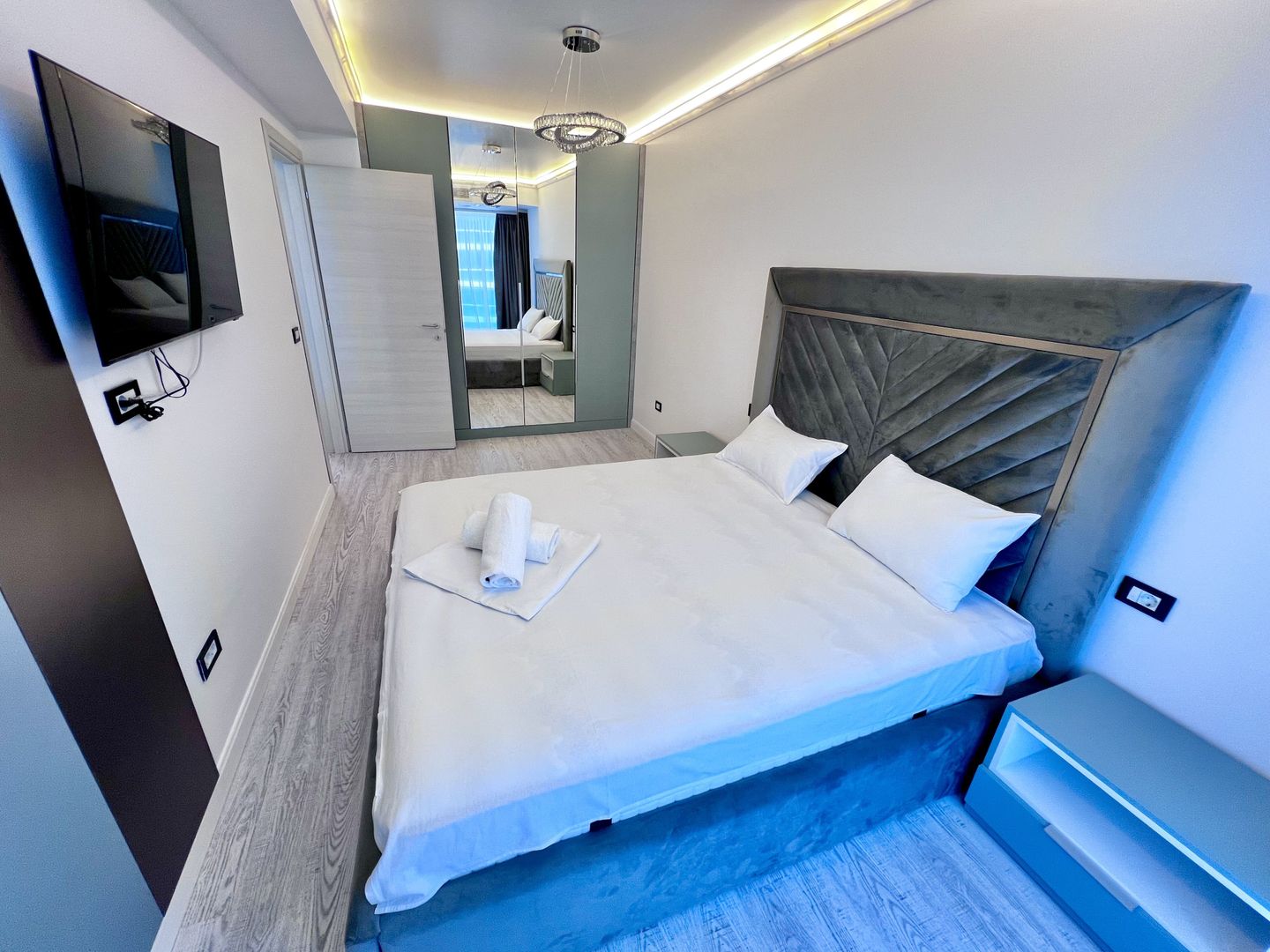 Apartament 3 Camere,  White Titanic Luxury , vedere la mare - Poză 13