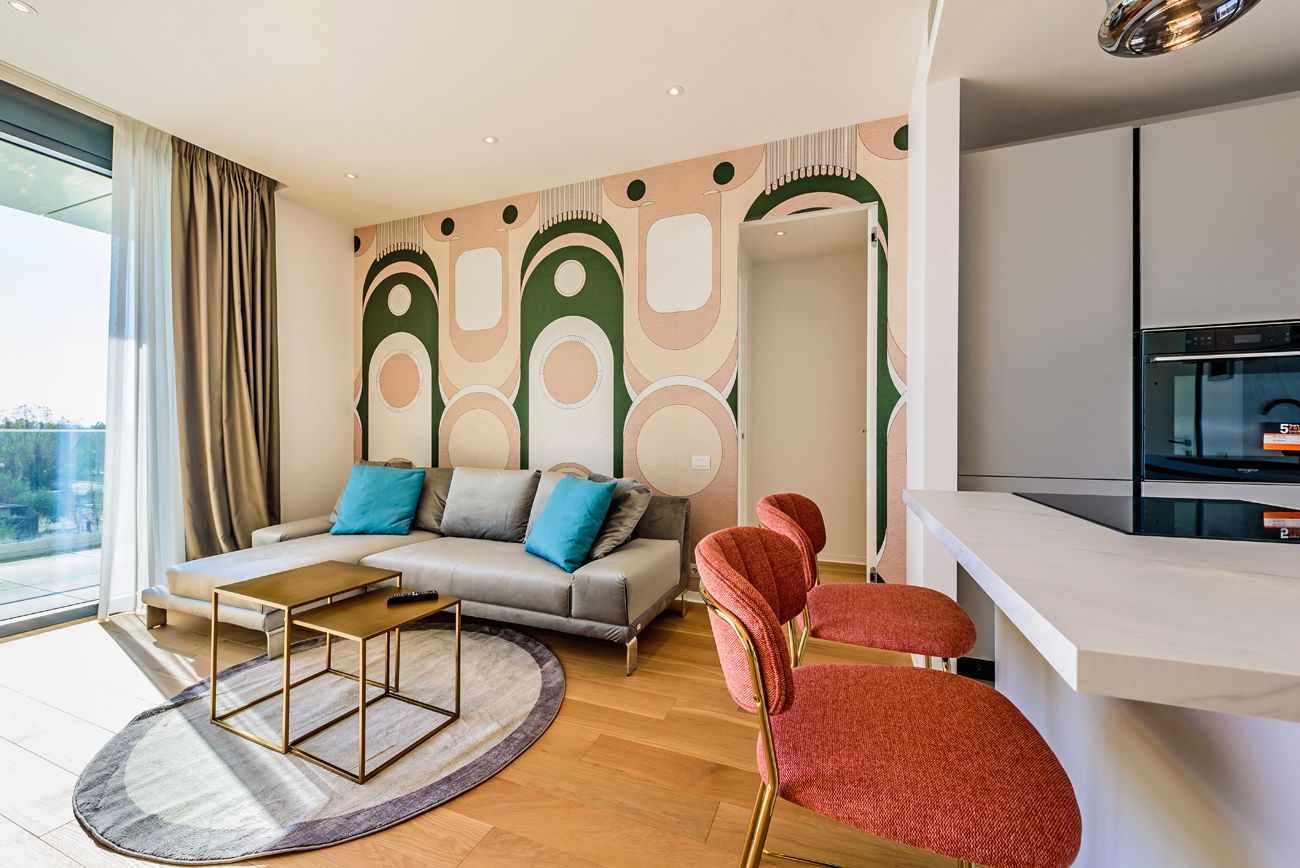 Apartamentul de la Malul Mării – Eleganță Contemporană în Inima Stațiunii - Poză 1