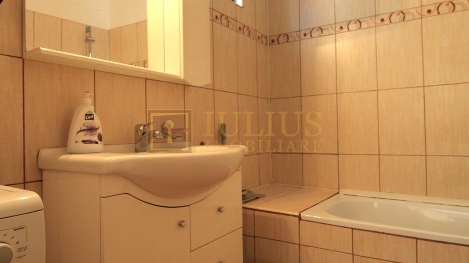 Zona Traian, 3 camere, centrala proprie - Poză 9