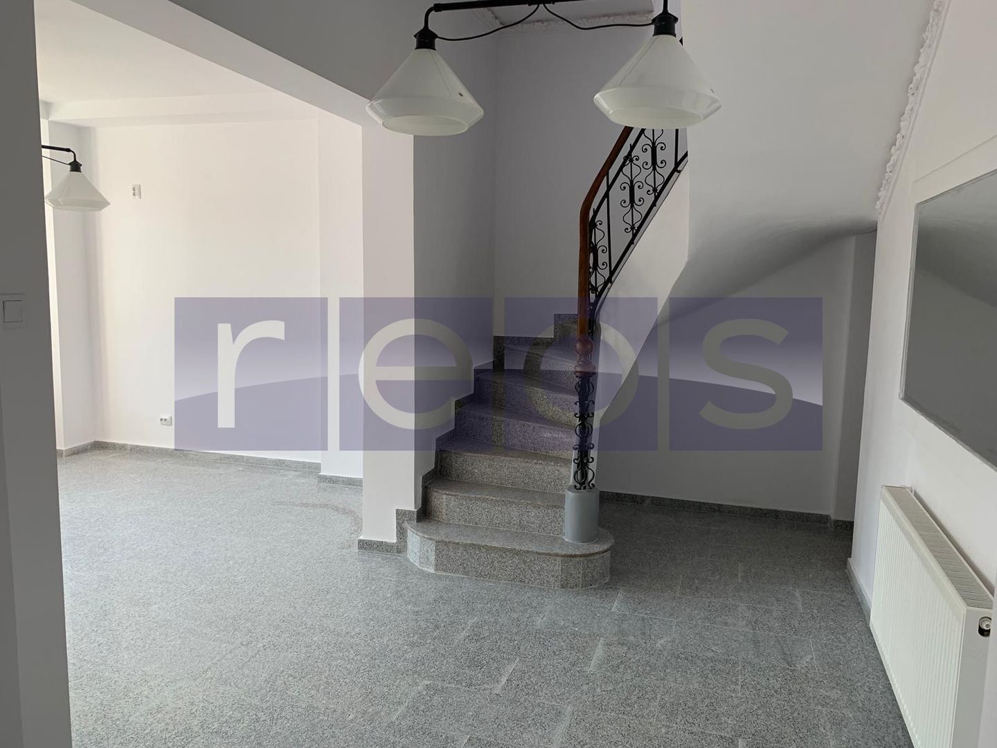 VANZARE - VILA 9 CAMERE  - Vasile Lascar, Mihai Eminescu, Bd. Dacia - Poză 11