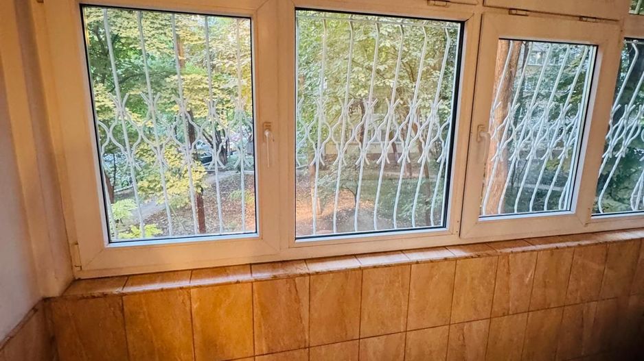 Apartament cu 3 camere de vanzare Drumul Taberei - Poză 12