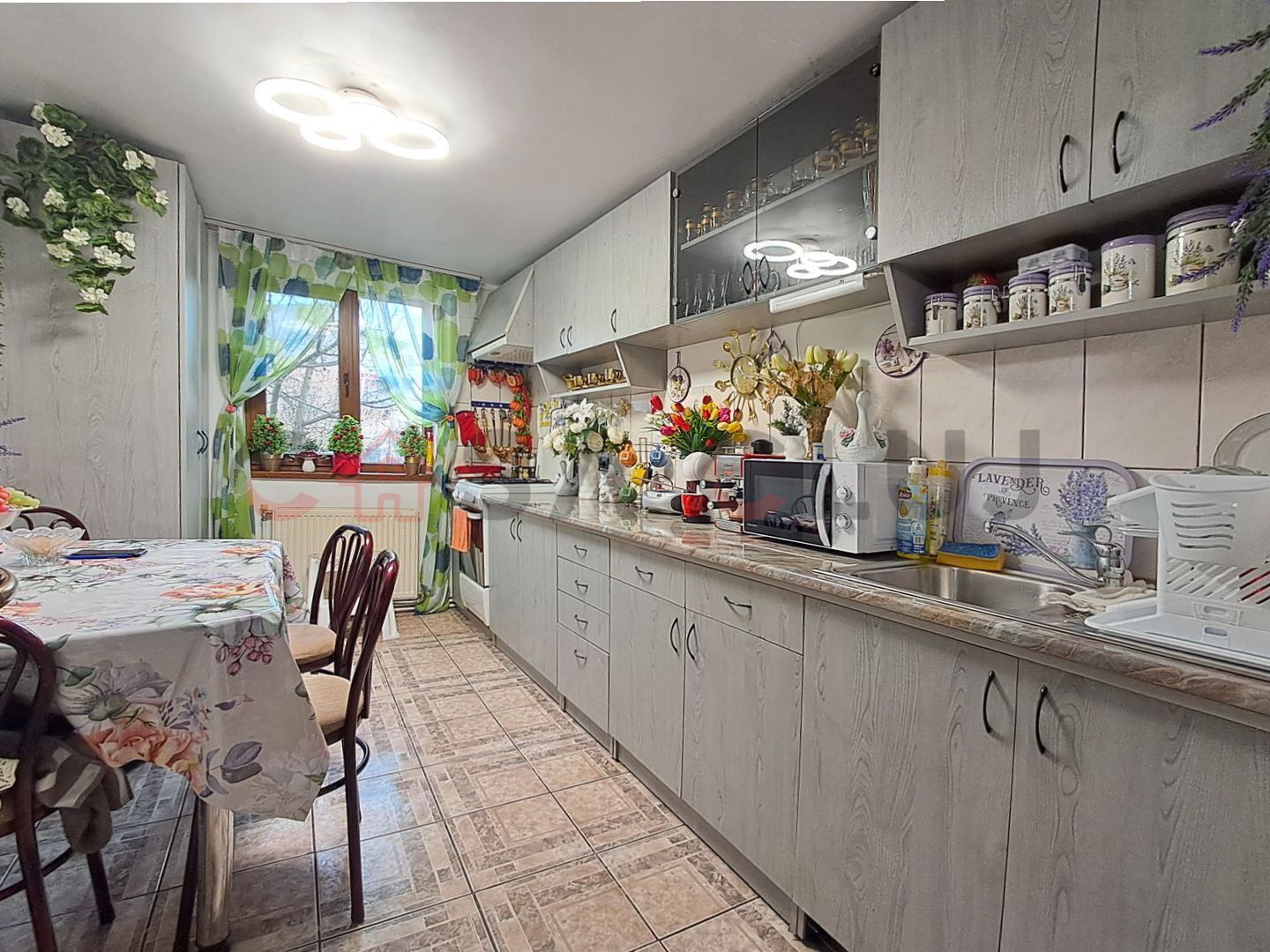 Casă Multifamilială, Terasa,  Gradina,Dambul Rotund!! - Poză 1